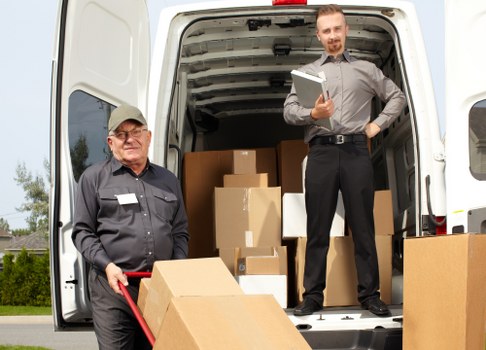Packing materials and boxes for removals in Kingscross