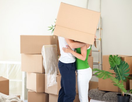 Organised moving day setup for Kingscross removals and storage